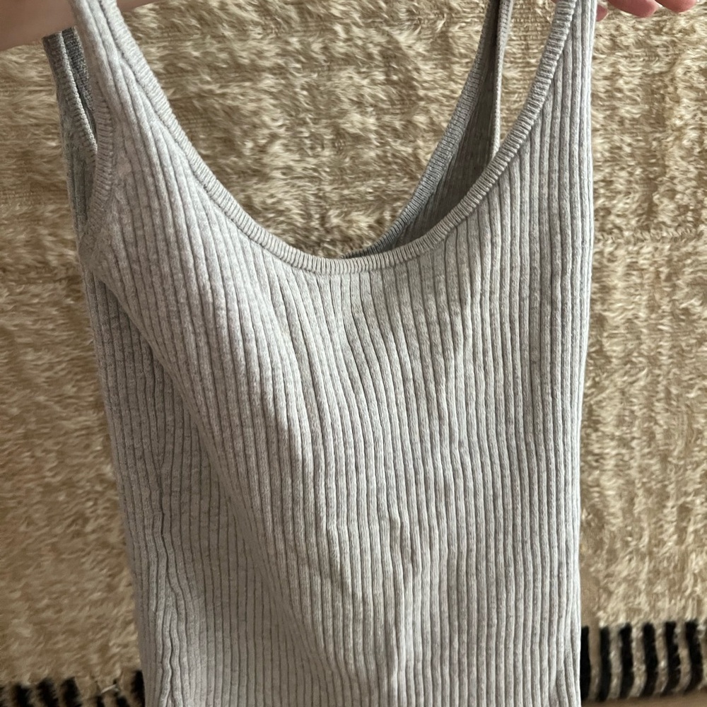 Frame Grey Ribbed Tank Top - Picture 2 of 4